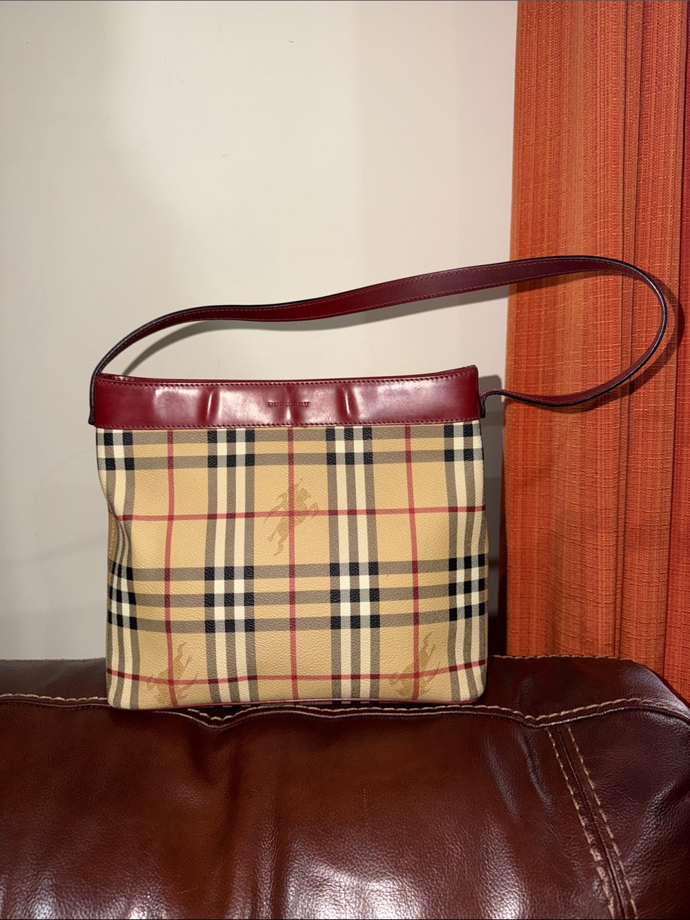 ‼️Authentic Burberry Haymarket Nova Check Red Patent Leather Shoulder Bag